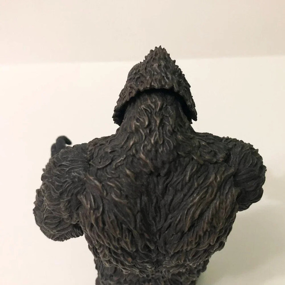 Mezco Toyz King Kong Skull Island Action Figure 7  Inch Tall Incomplete - Picture 10 of 16